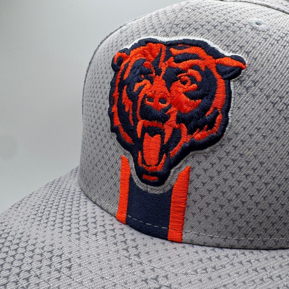 Chicago Bears NFL Football Sideline Cap New Era 59FIFTY Hat Mens 7 5/8 Gray